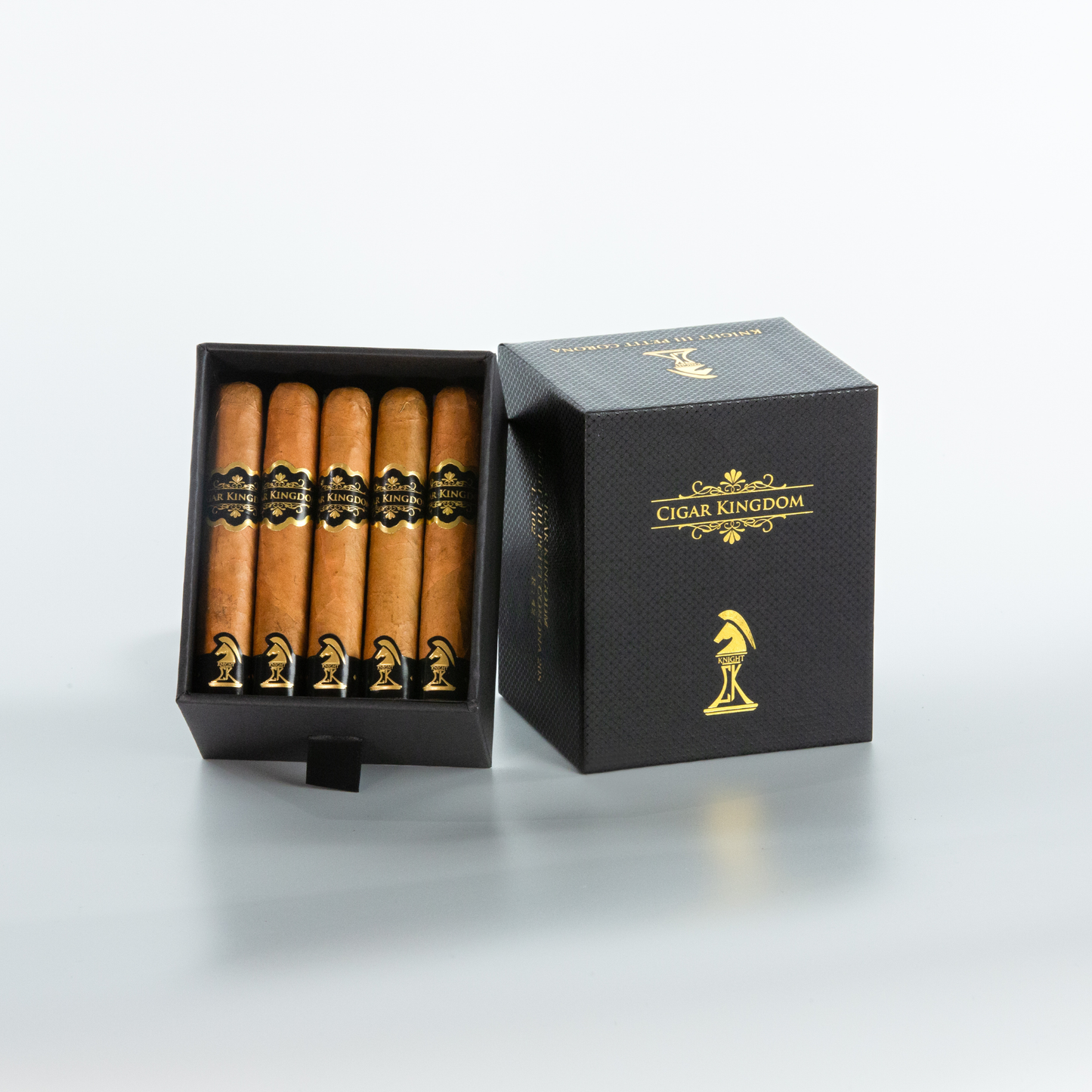 Cigar Kingdom Knight Petit Corona